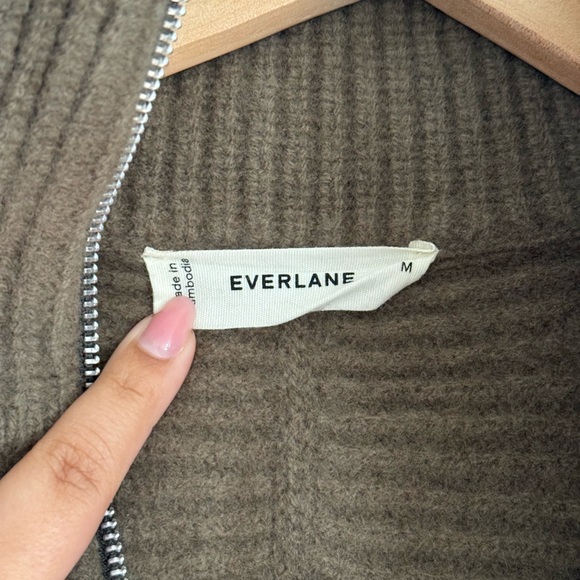 Everlane The Half Zip Sweater in Luxe Merino, Size Medium - Picture 5 of 9